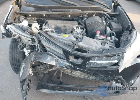 2015 Toyota Rav4 Xle z USA, uszkodzony, nr VIN 2T3WFREV7FW193558